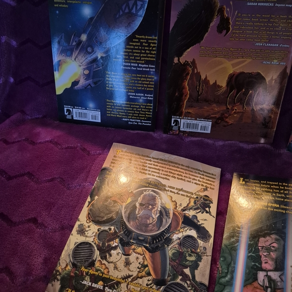 Fear Agent Comic Book Collection - Picture 8 of 8